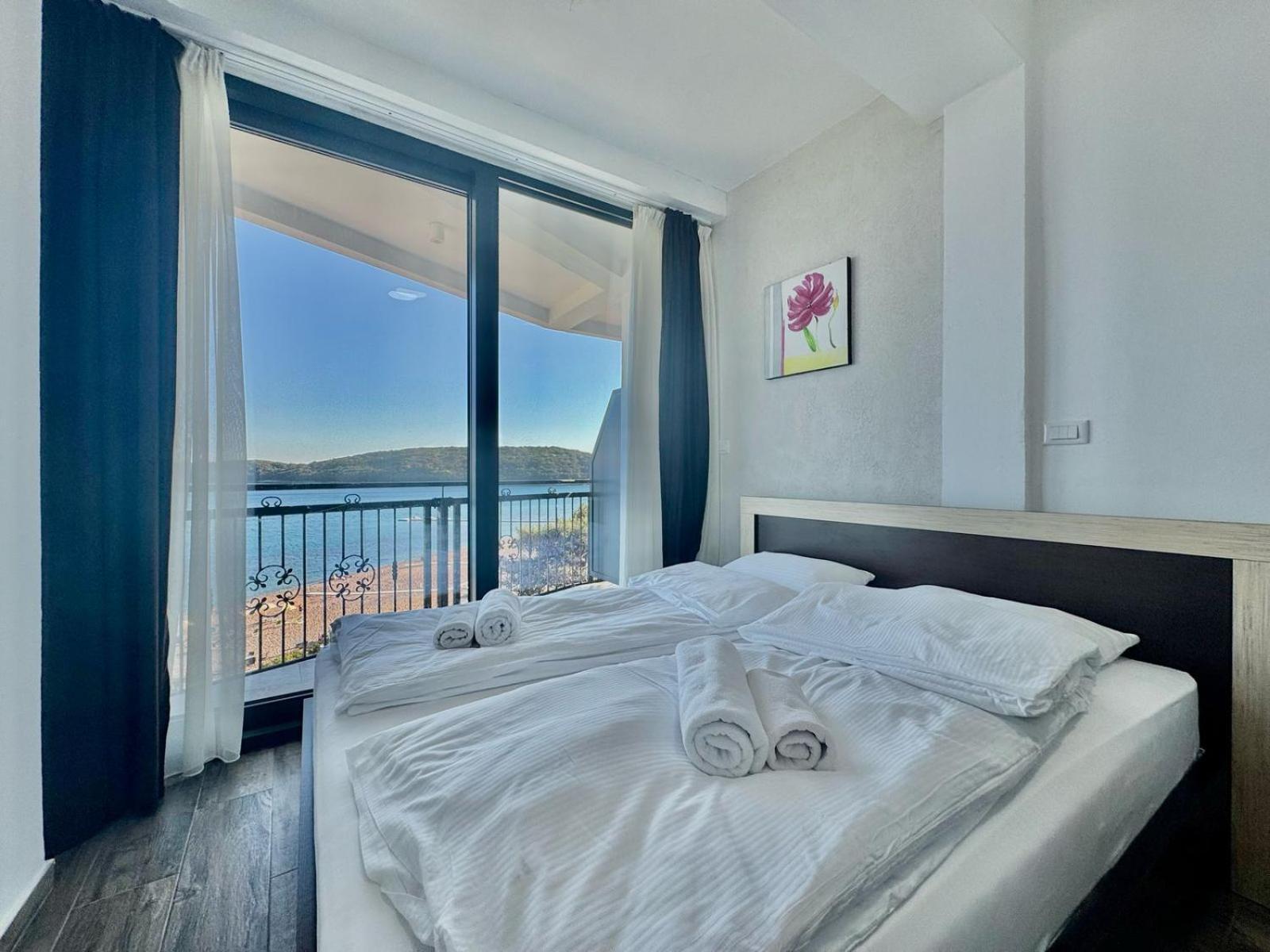 Beachfront Hotel Palma - Jaz Budva Exteriér fotografie