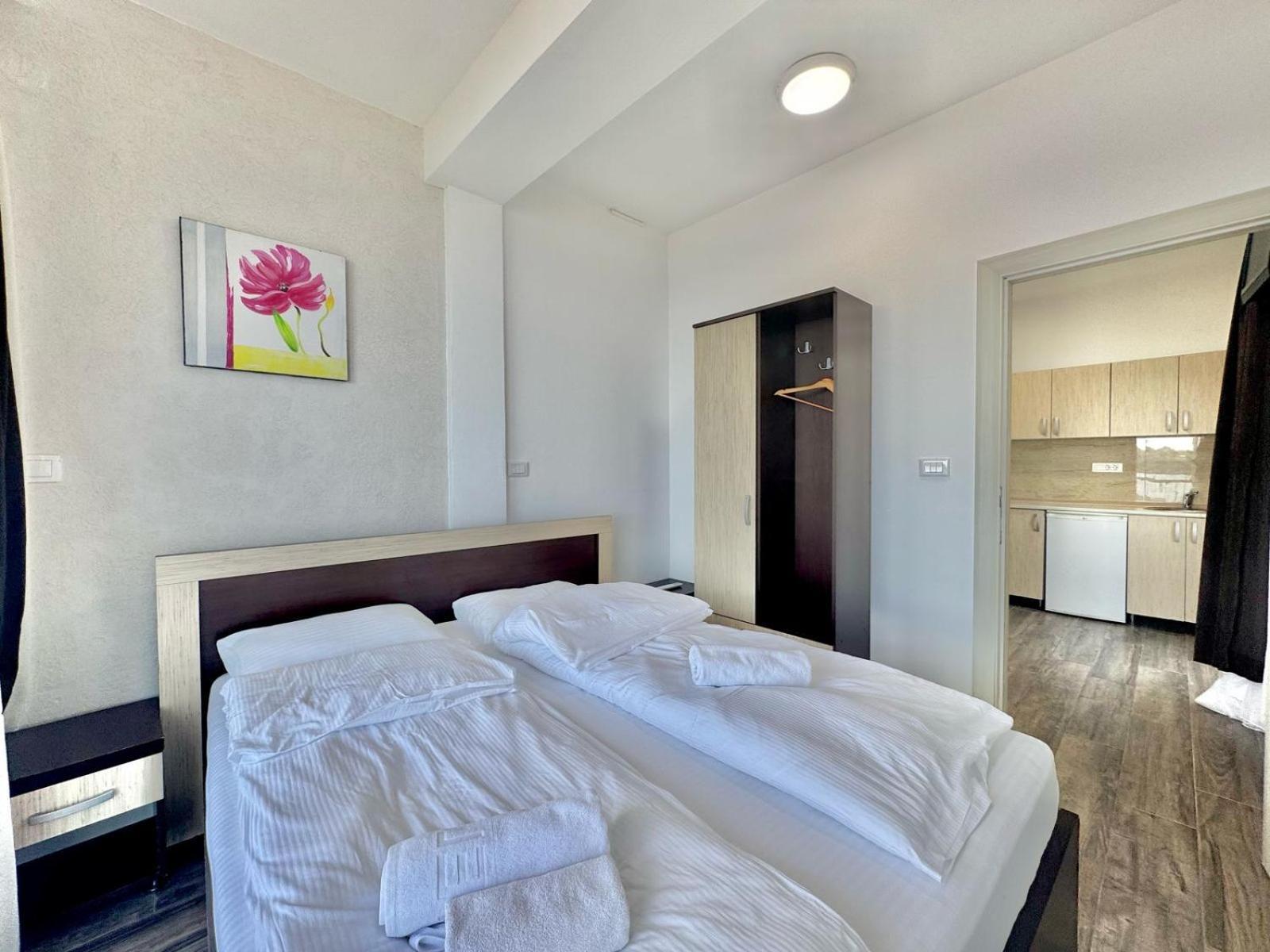 Beachfront Hotel Palma - Jaz Budva Exteriér fotografie