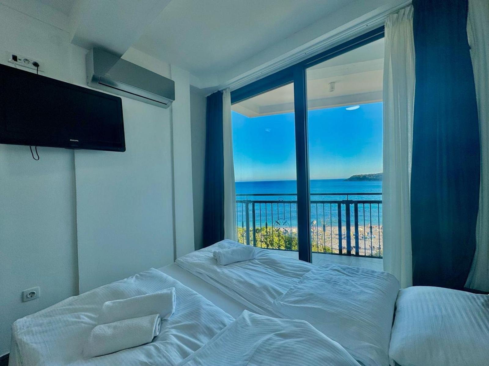Beachfront Hotel Palma - Jaz Budva Exteriér fotografie